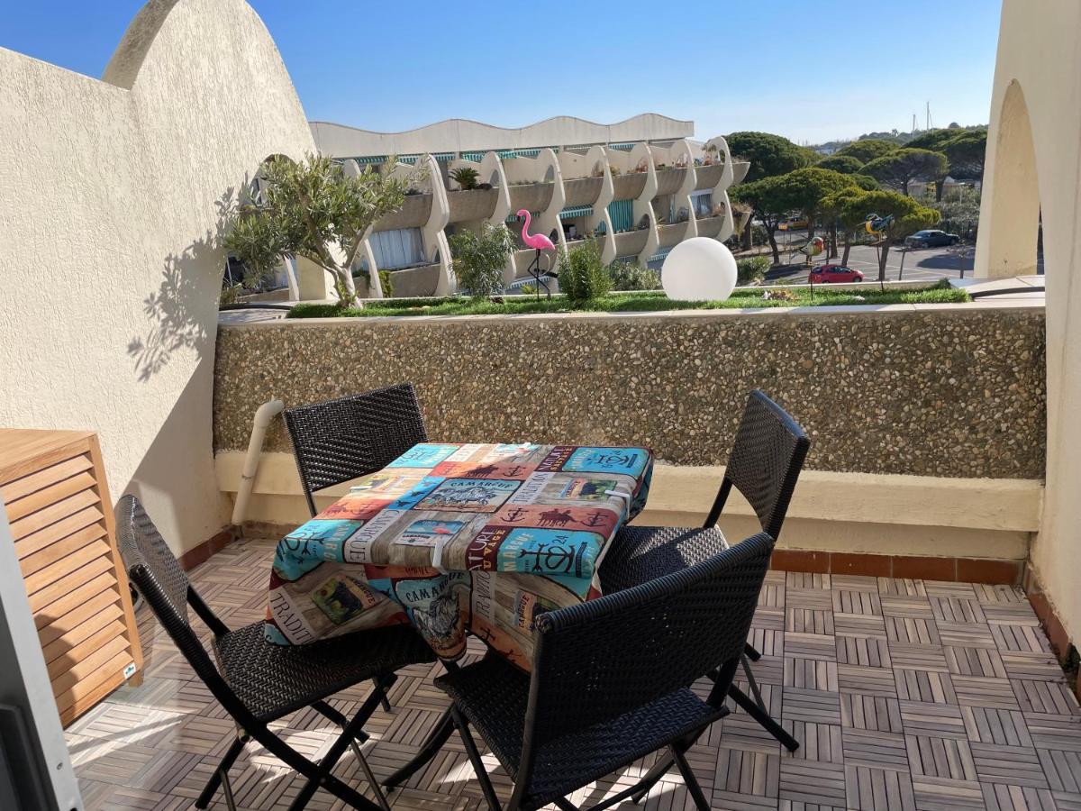 Superbe Studio, Terrasse, Piscine, Parking 勒格罗-迪鲁瓦 外观 照片